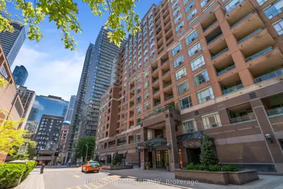889 Bay Street 1008, Toronto C01, On M5s 3k5