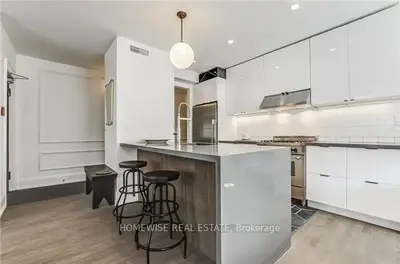 795 College Street 2b, Toronto C01, On M6g 1c7