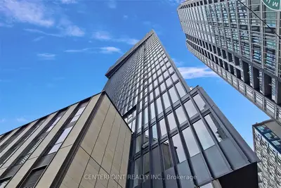 60 Shuter Street 215, Toronto C08, On M5b 0b7