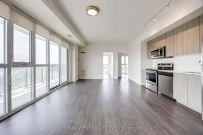 3237 Bayview Avenue 902, Toronto C15, On M2k 2j7
