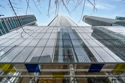 10 York Street 5210, Toronto C01, On M5j 2z2
