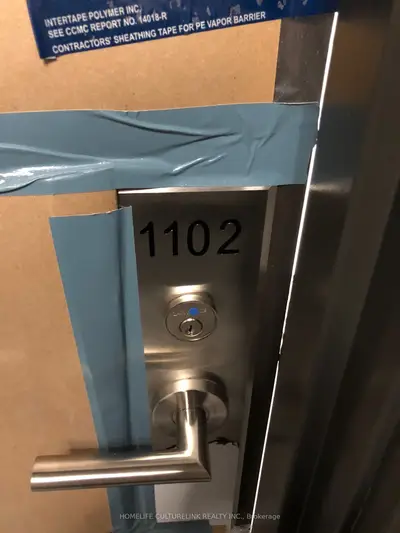 219 Dundas Street E 1102, Toronto C08, On M5a 0v1