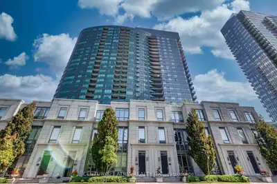 Condo Apartment in Toronto