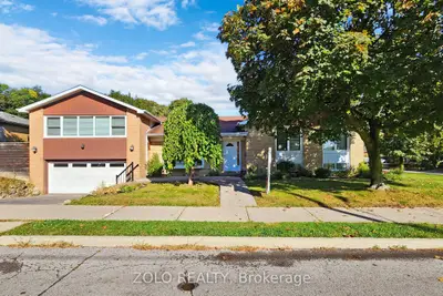 212 Goddard Street, Toronto C06, On M3h 5e8