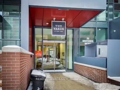 20 Bruyeres Mews 509, Toronto C01, On M5v 0g8
