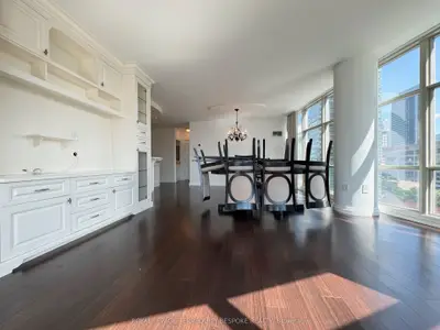 10 Navy Wharf Court 1109, Toronto C01, On M5v 3v2