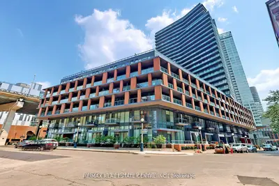 20 Bruyeres Mews Lph 9, Toronto C01, On M5v 0g8