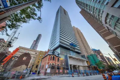 15 Grenville Street 4308, Toronto C01, On M4y 0b9