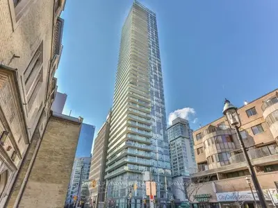 33 Lombard Street 3003, Toronto C08, On M5c 3h8