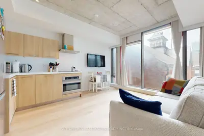 560 King Street W 417, Toronto C01, On M5v 0l5