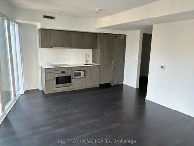 60 Shuter Street Ph202, Toronto C08, On M5b 1a8