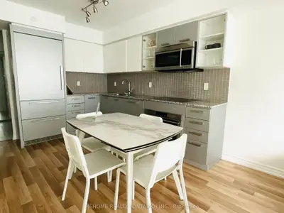 5168 Yonge Street 508, Toronto C07, On M2n 5p6