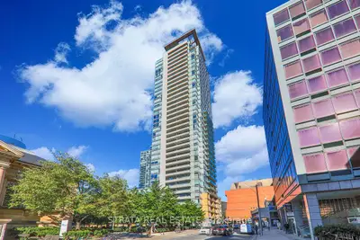 Condo Apartment in Toronto