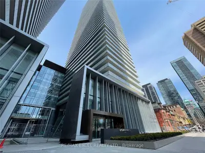 50 Charles Street E 4010, Toronto C08, On M4y 0c3