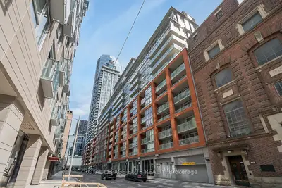 21 Nelson Street 518, Toronto C01, On M5v 3h9