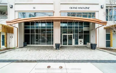 38 Grand Magazine Street 1732, Toronto C01, On M5v 0b1