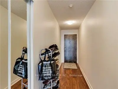 33 Bay Street 1004, Toronto C01, On M5j 2z3