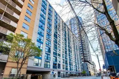 75 Dalhousie Street 201, Toronto C08, On M5b 2r9