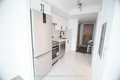 219 Fort York Boulevard 907, Toronto C01, On M5v 1b1