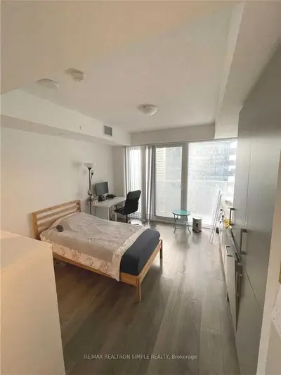 88 Harbour Street W 1611, Toronto C01, On M5j 1b7