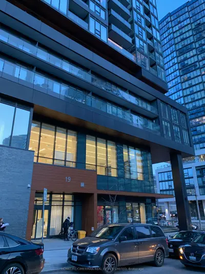 19 Western Battery Road 1722, Toronto C01, On M6k 3s4