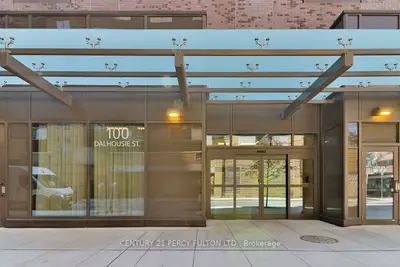 Condo Apartment in Toronto