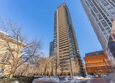 18 Yorkville Avenue 709, Toronto C02, On M4w 3y8
