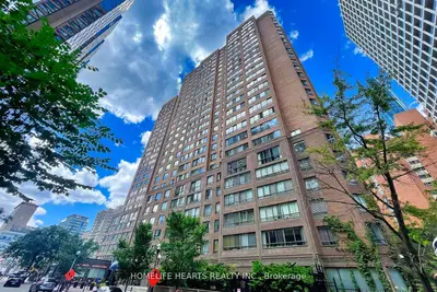 633 Bay Street 2023, Toronto C01, On M5g 2g4