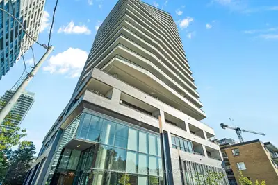 11 Lillian Street 1306, Toronto C10, On M4s 2h7