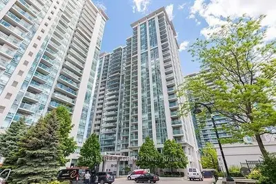 35 Bales Avenue 215, Toronto C14, On M2n 7l7
