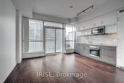 8 Mercer Street 1810, Toronto C01, On M5v 0c4