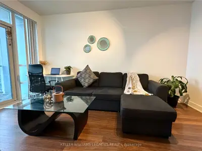 120 Homewood Avenue 3606, Toronto C08, On M4y 2j3
