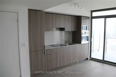 11 Wellesley Street W 4013, Toronto C01, On M4y 1e8