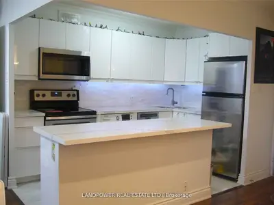 5949 Yonge Street 104, Toronto C14, On M2m 3v8