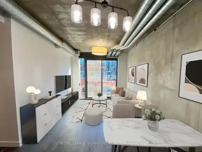 138 Princess Street 411, Toronto C08, On M5a 0b1