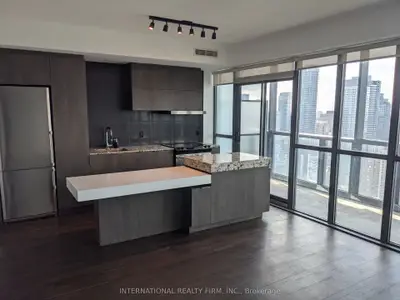 101 Charles Street E 3305, Toronto C08, On M4y 0a9