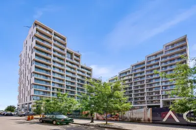 118 Merchants Wharf Avenue 311, Toronto C08, On M5a 0l3