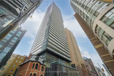 15 Grenville Street 3205, Toronto C01, On M4y 1a1