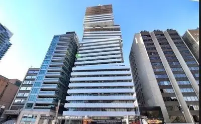 200 Bloor Street W 1805, Toronto C02, On M5s 1t8