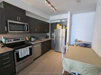 1486 Bathurst S Street 804, Toronto C03, On M5p 0a5