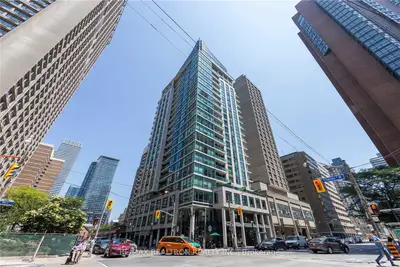 1121 Bay Street 1005, Toronto C01, On M5s 3l9
