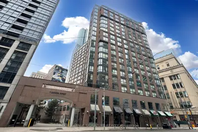 Condo Apartment in Toronto