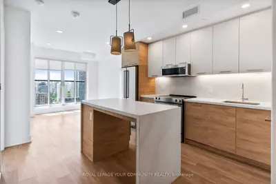 Co-op Apartment in Toronto