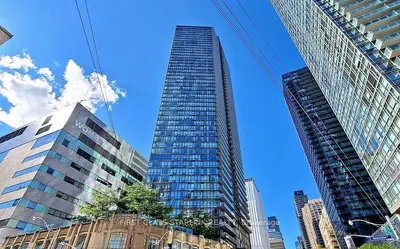 832 Bay Street 3801, Toronto C01, On M5s 1z6