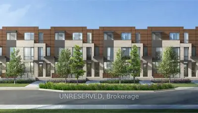 Att/Row/Townhouse in Toronto