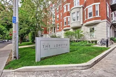 385 Brunswick Avenue 105, Toronto C02, On M5r 3r1