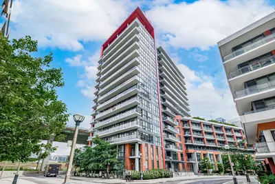 50 Bruyeres Mews 610, Toronto C01, On M5v 0h8