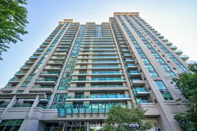 Condo Apartment in Toronto