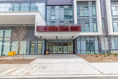 Condo Apartment in Toronto