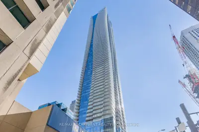 1 Bloor Street E 5503, Toronto C08, On M4w 1a9